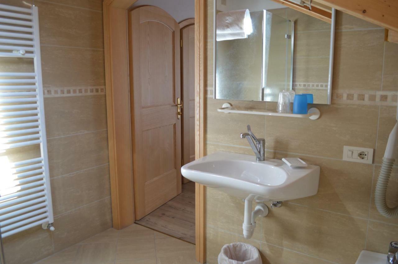Garni Eden Bed And Breakfast Soraga Zewnętrze zdjęcie